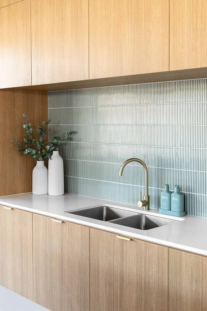 32e83c5a527de7490d3e9418bfd7737a