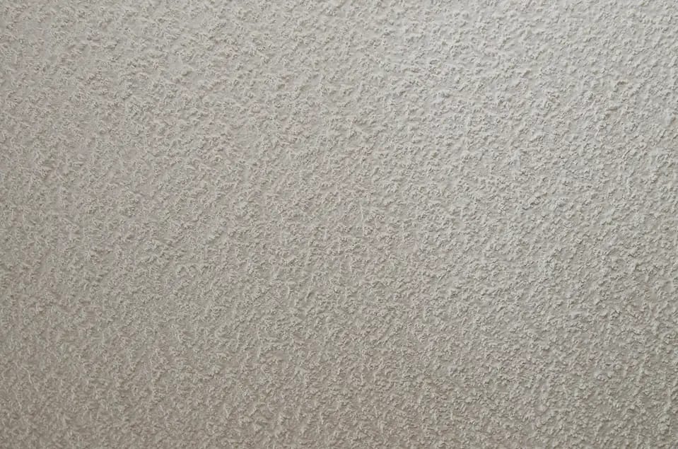White ceiling with popcorn texture