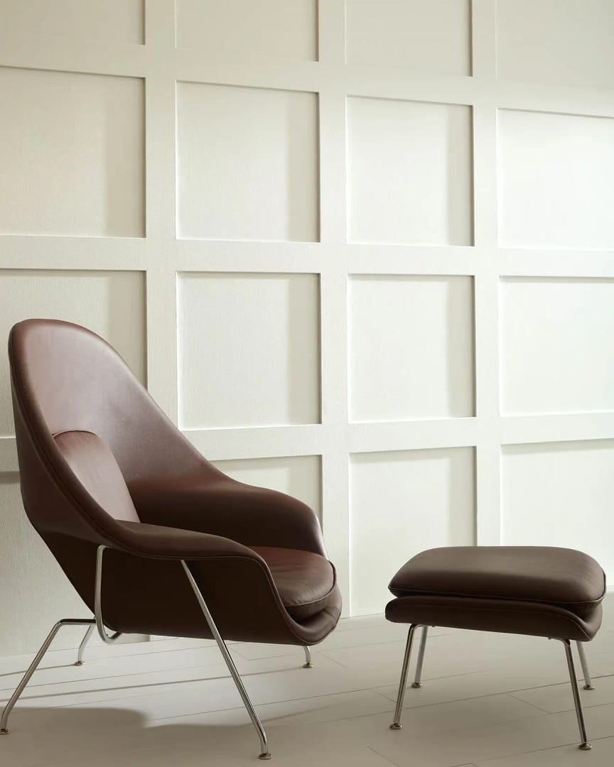 A white wall painted using Benjamin Moore's White Heron